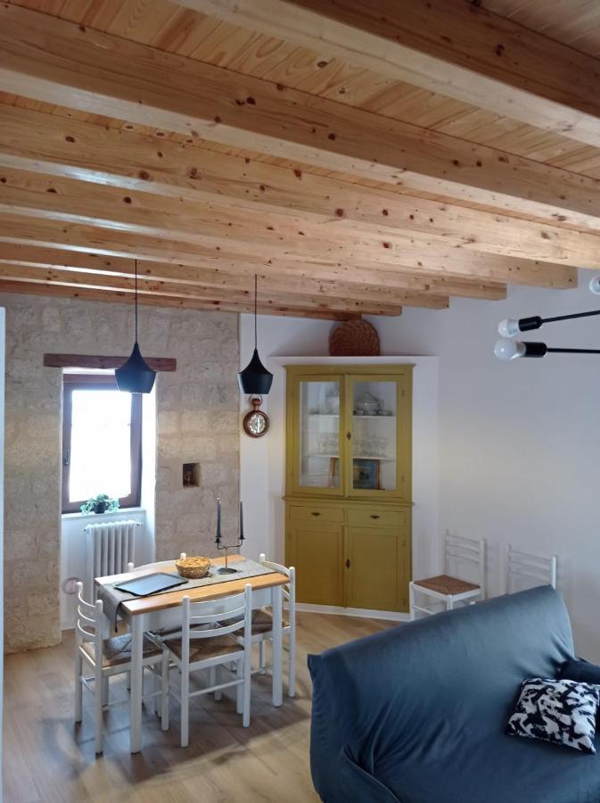Casa Vacanze Borgo Gulini Da Anna ペトラリーア・ソプラーナ エクステリア 写真